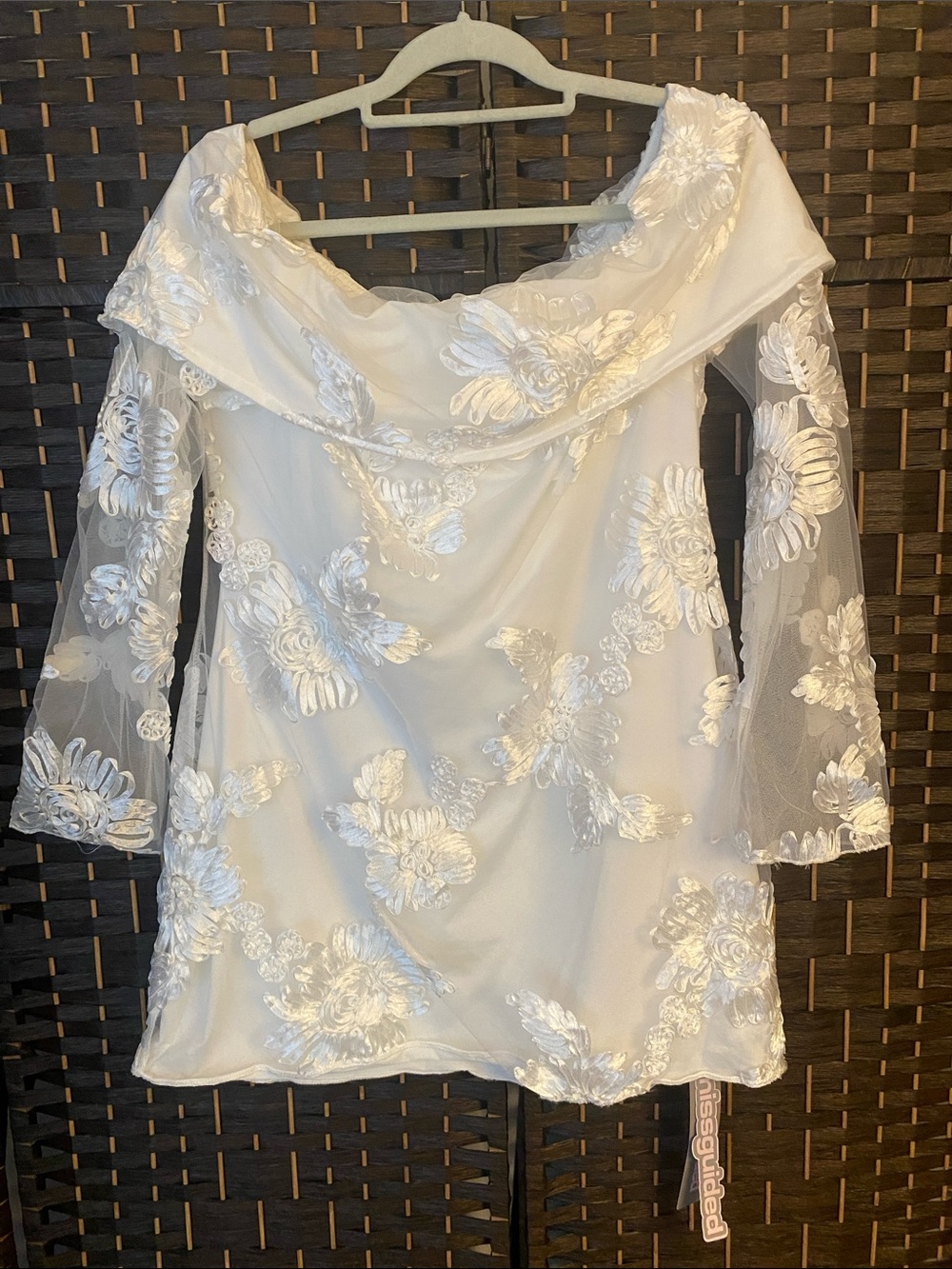 Misguided White Off the Shoulder Mini Dress w/ Satin Floral Detail Size XL NWT